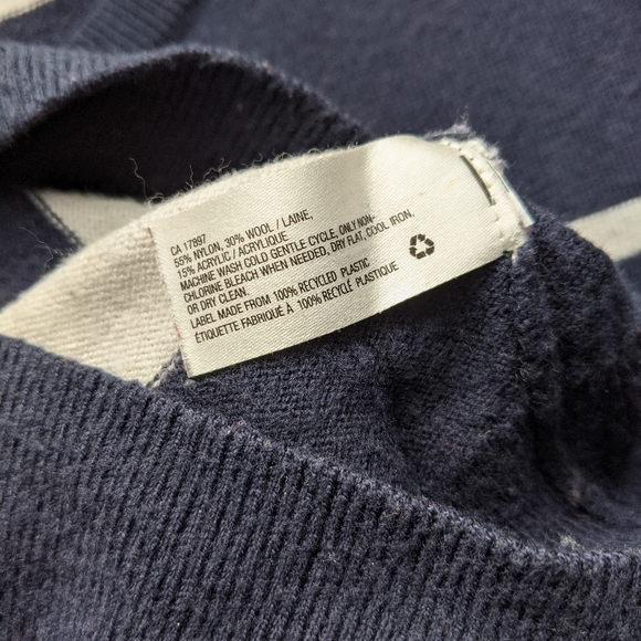 GAP Boyfriend Circular Hem Striped Sweater, XS - Picture 2 of 6
